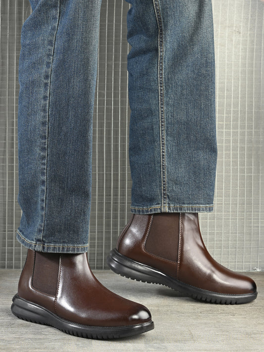 Eego Italy Light Weight Chelsea Boots with padded socks
